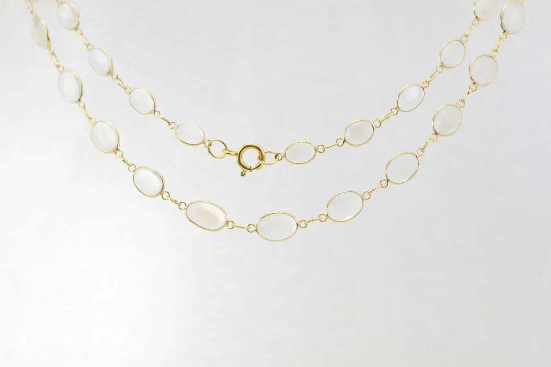 9ct Yellow Gold Moonstone Graduated Line Necklace