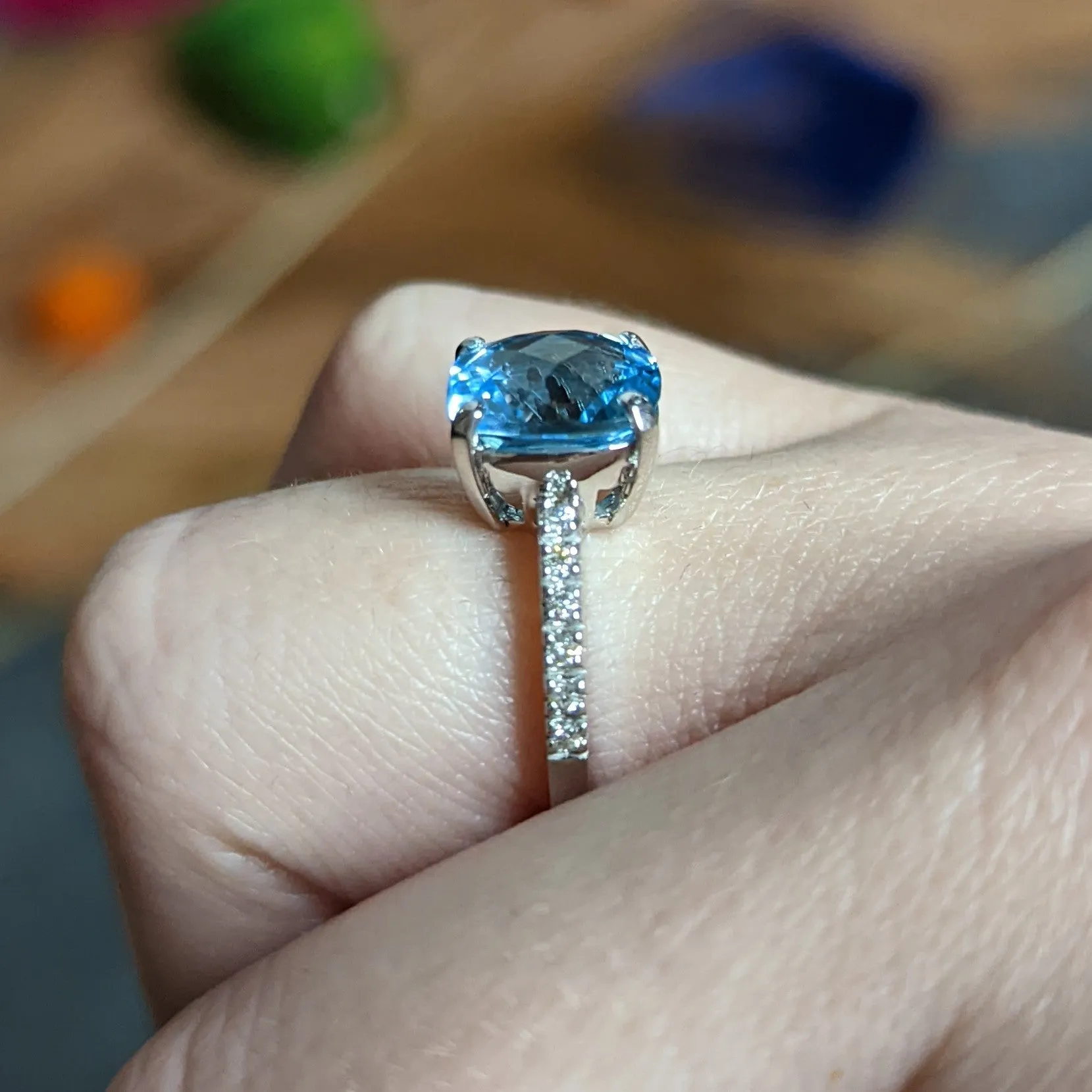 Blue Topaz Diamond 18 Karat White Gold Gemstone Ring