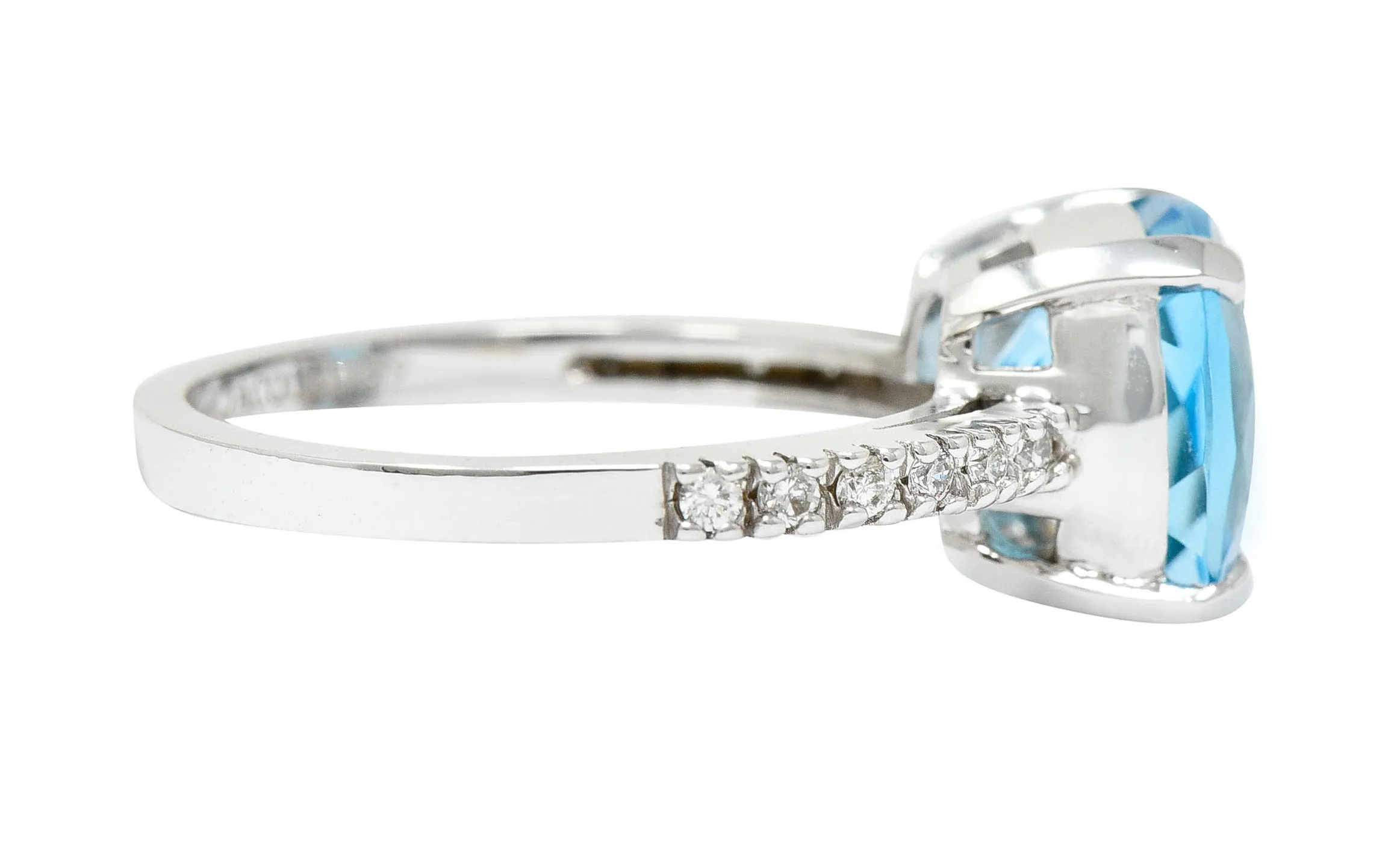 Blue Topaz Diamond 18 Karat White Gold Gemstone Ring