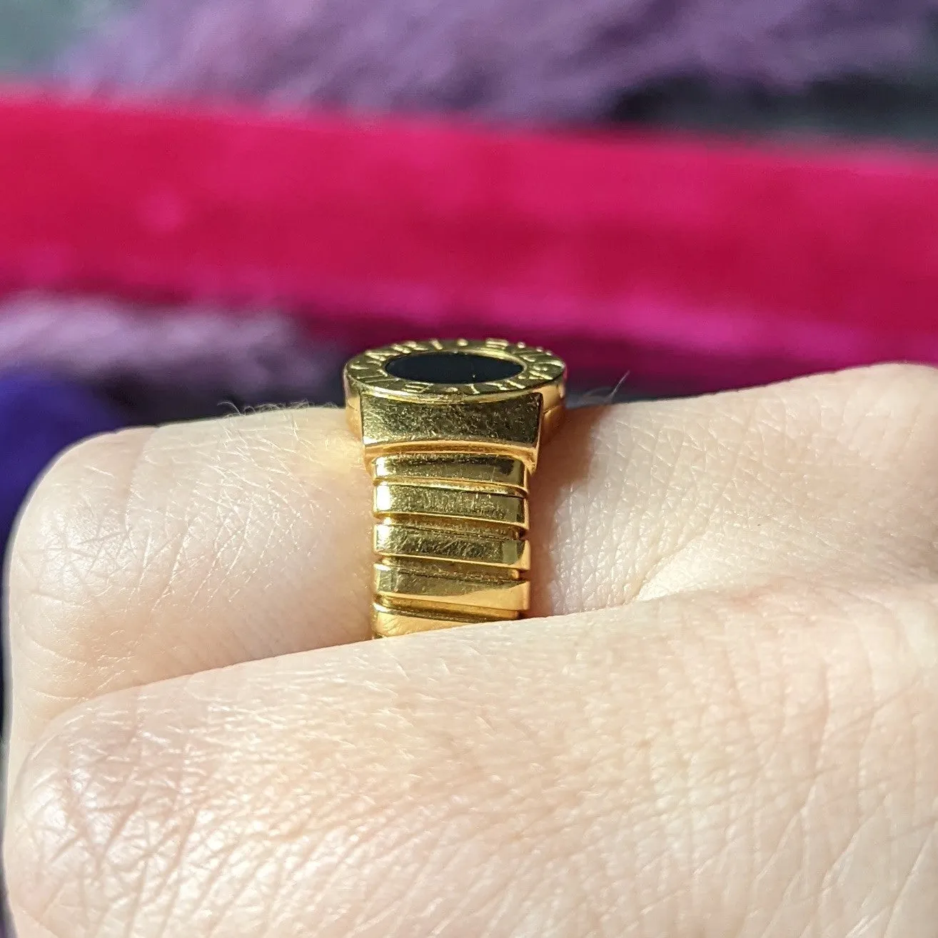 Bulgari Onyx 18 Karat Yellow Gold Tubogas Vintage Ring