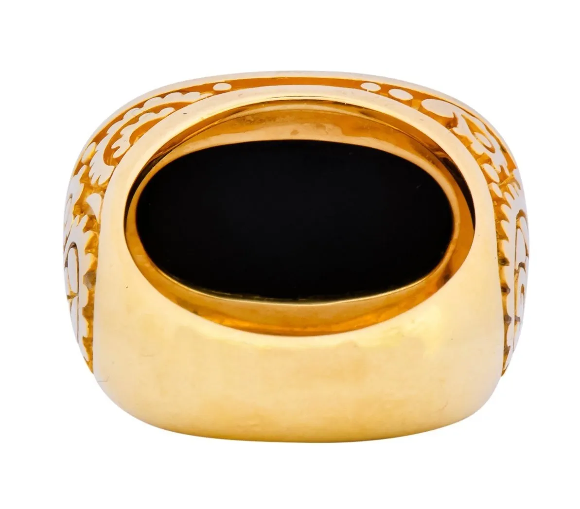 Carrera y Carrera Black Onyx 0.40 CTW Diamond 18 Karat Yellow Gold Cocktail Ring