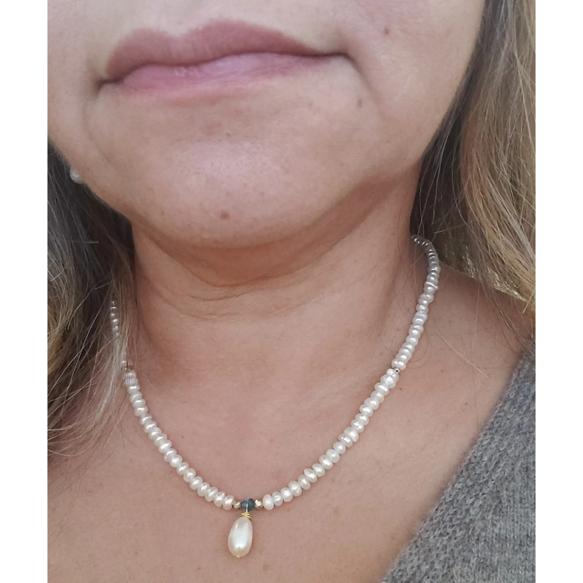 Gemstone Perla Necklace