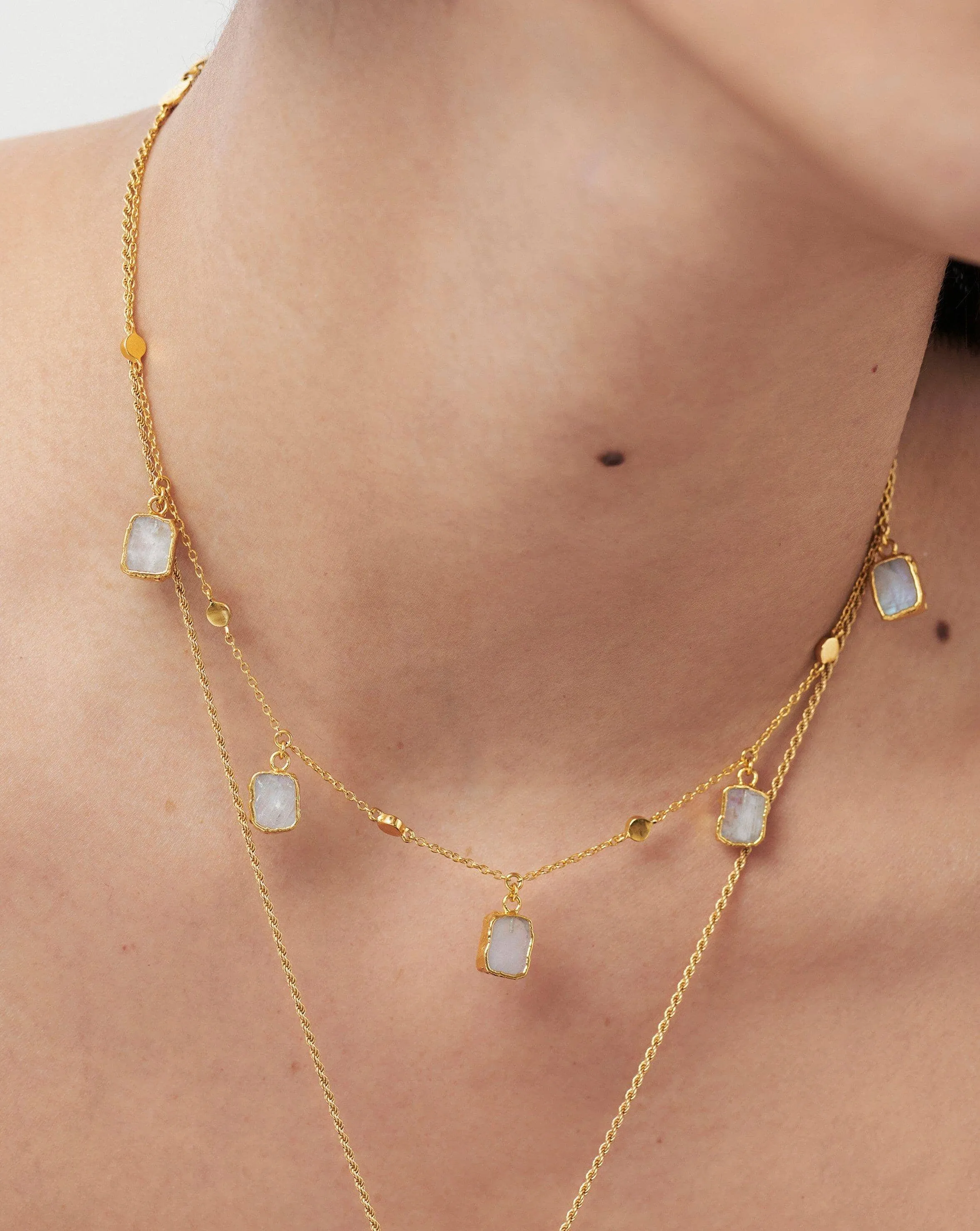 Lena Charm Choker | 18ct Gold Plated/Rainbow Moonstone