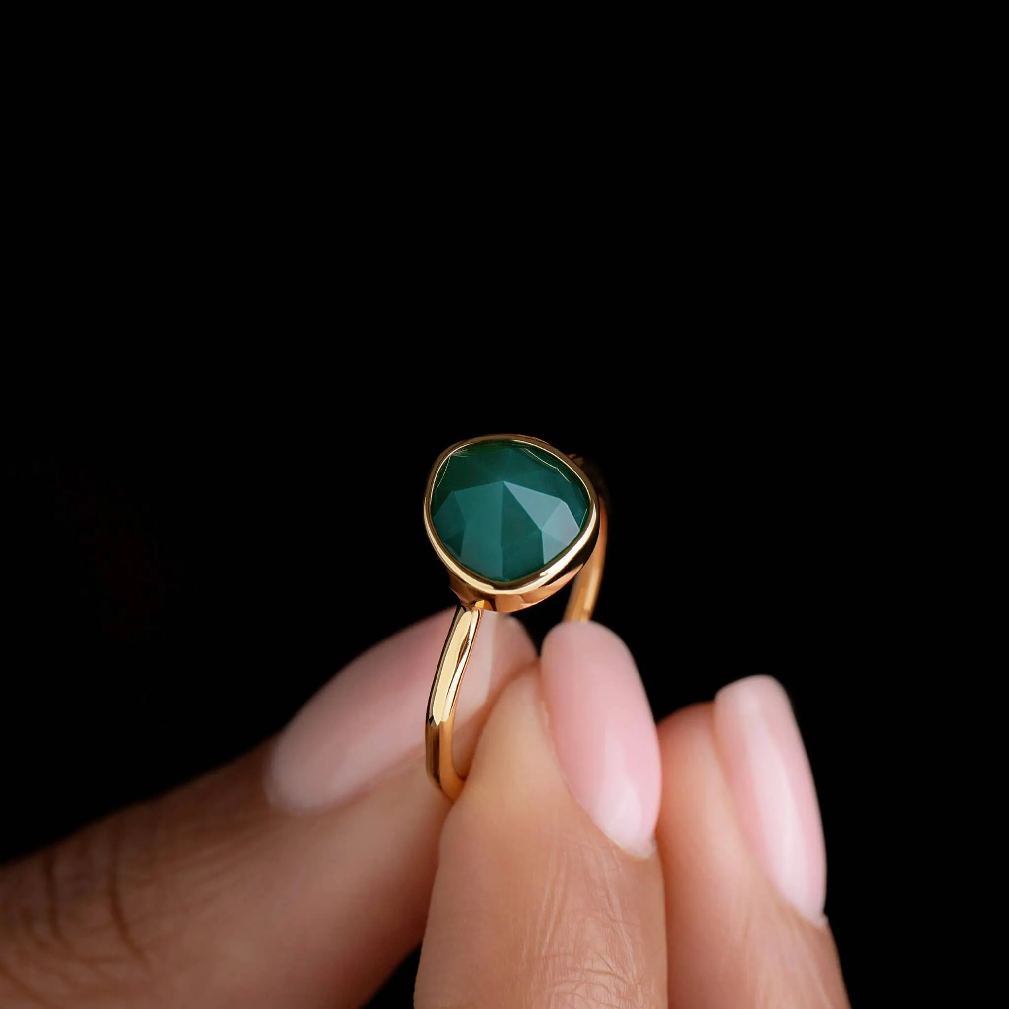 LUNA RING - GREEN ONYX