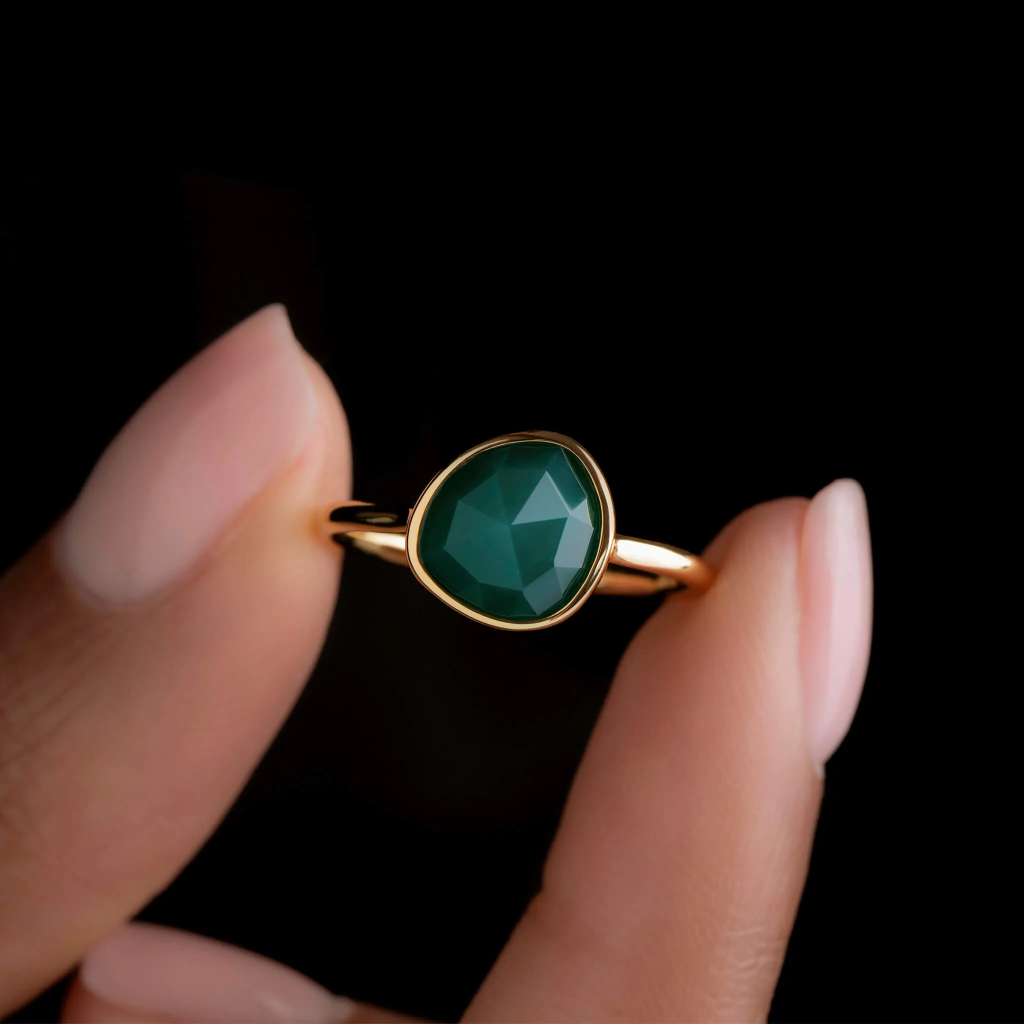 LUNA RING - GREEN ONYX