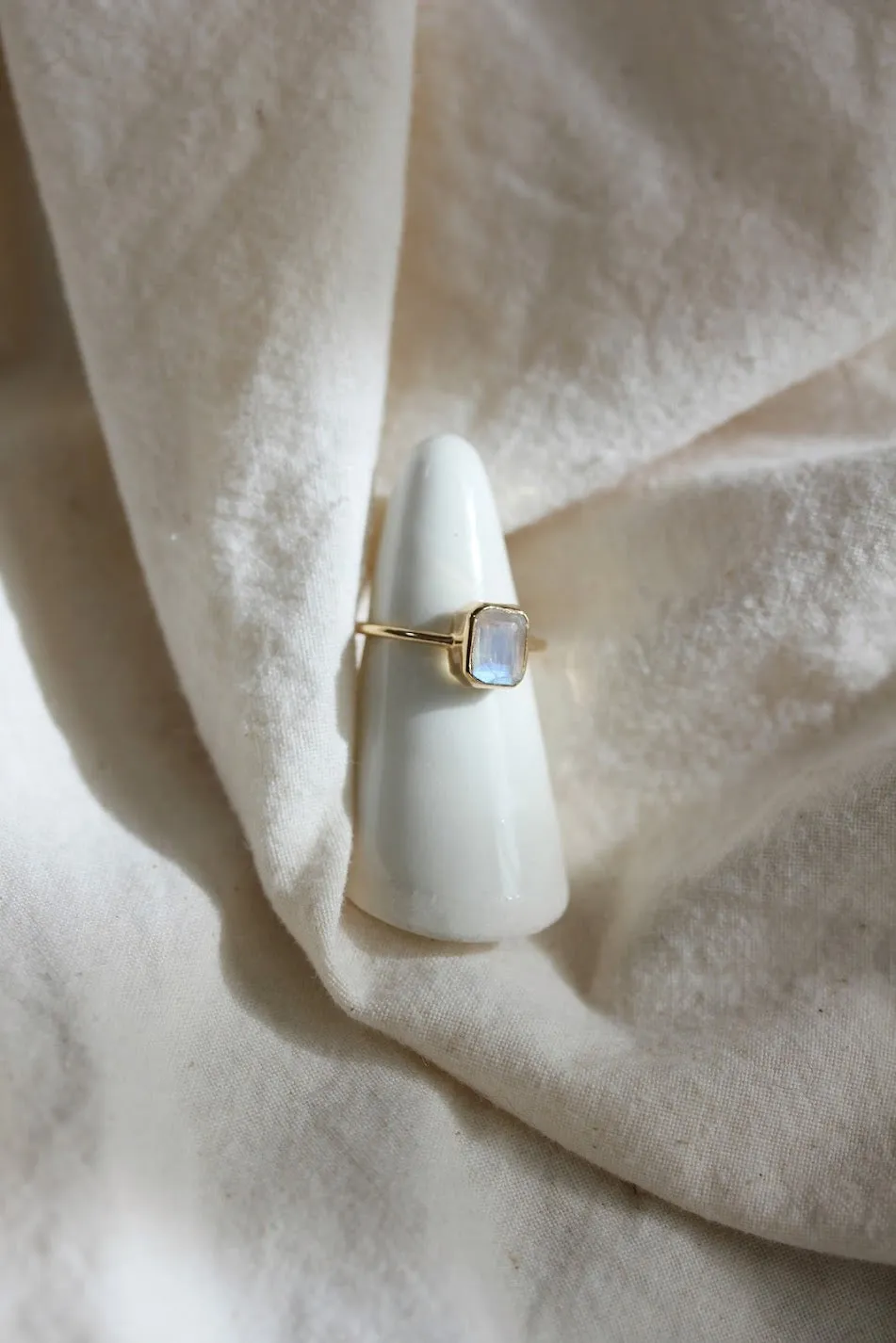 Moonstone Olivier Ring