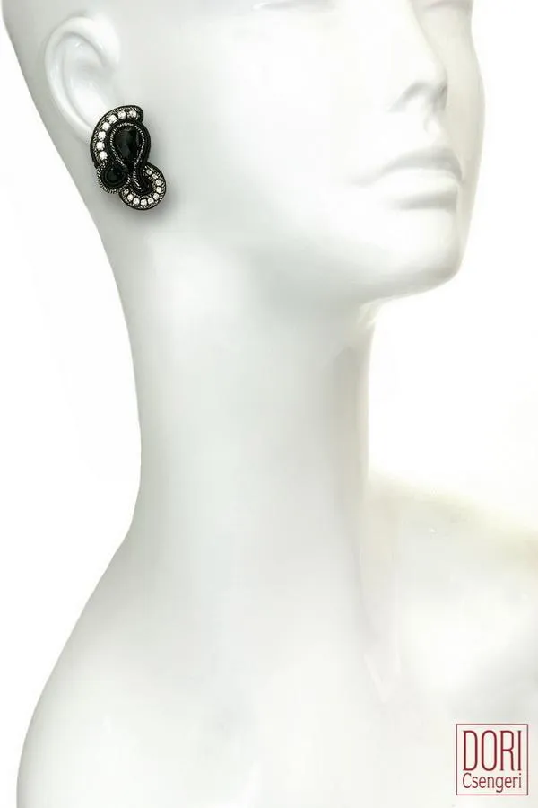 Nightlight Onyx Earrings