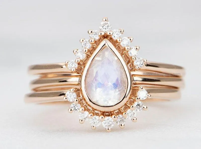 Rainbow Moonstone 14K Gold Engagement Ring Set with Two Diamond Wedding Bands AD1587