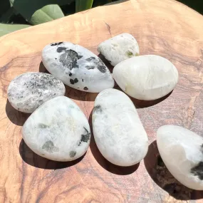 Rainbow Moonstone Gemstone