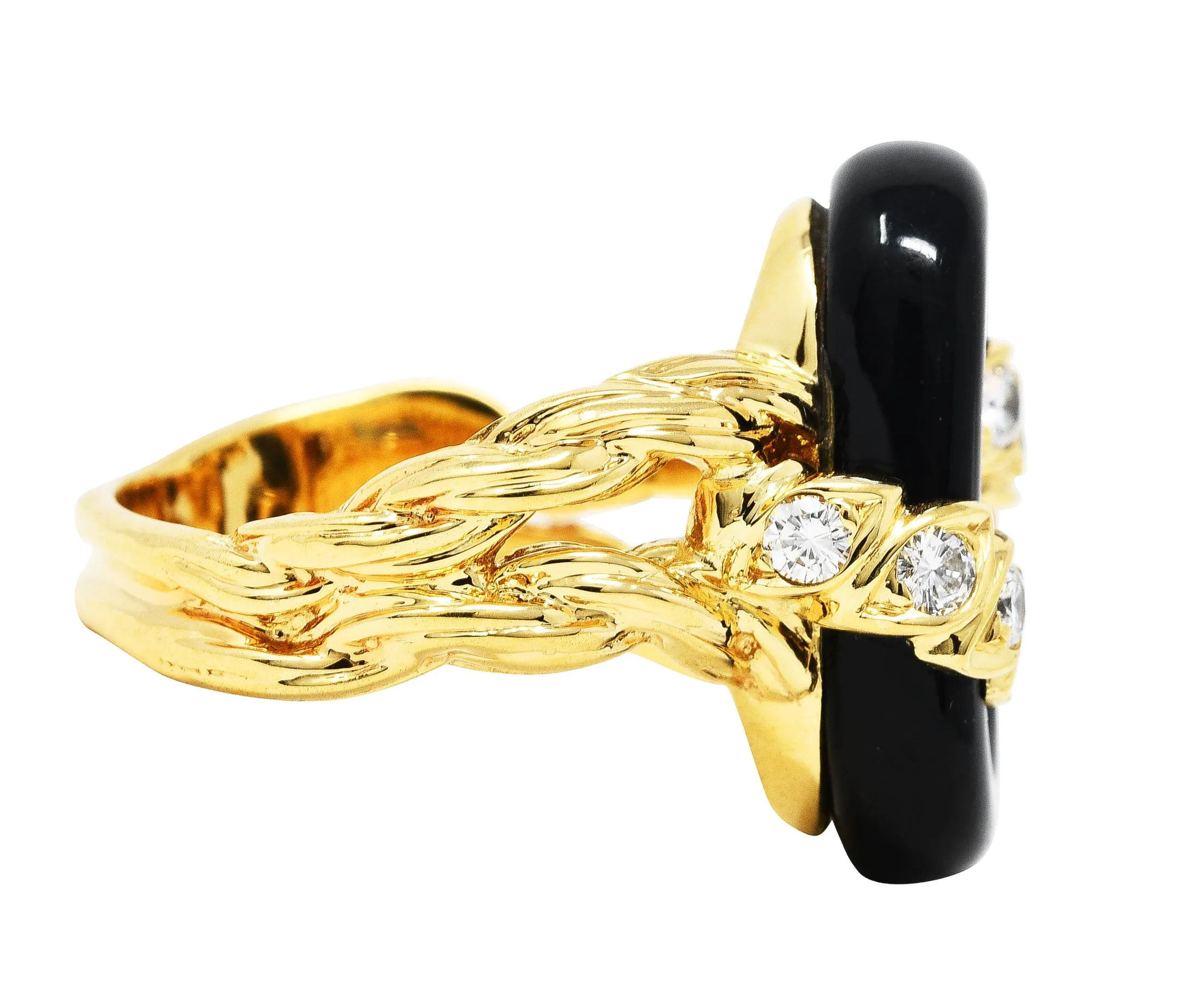 Van Cleef & Arpels Onyx Diamond 18 Karat Gold Linkage Ring